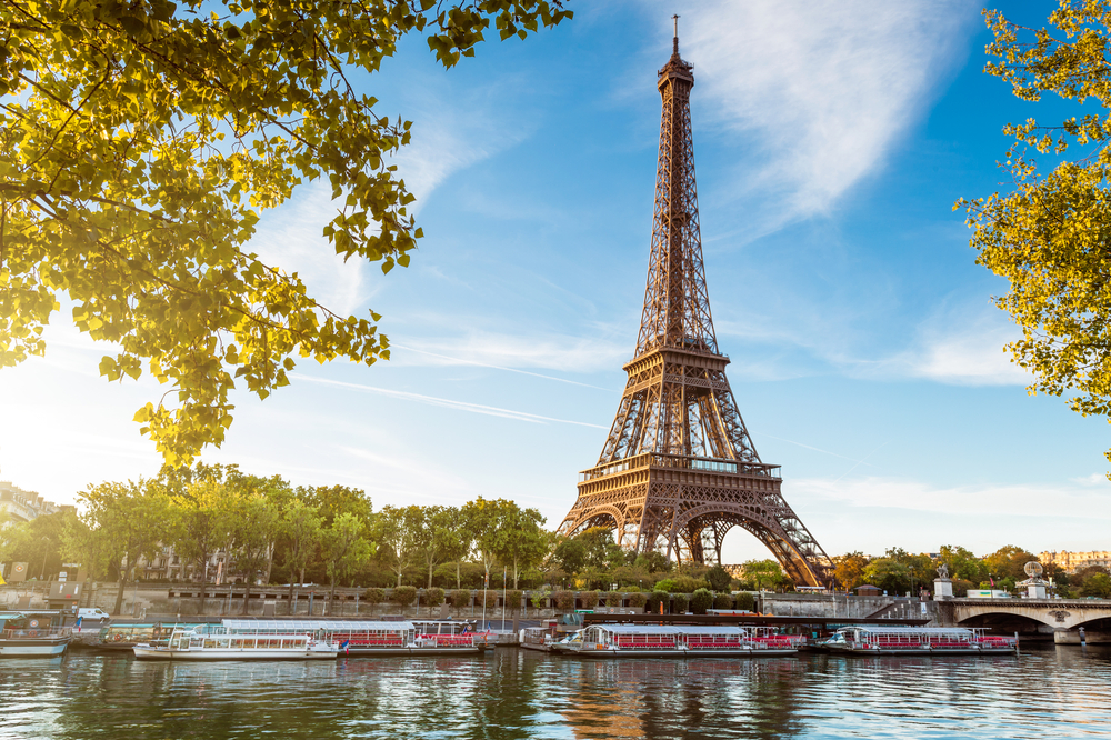 Eiffel Tower mocked in funny TripAdvisor comments